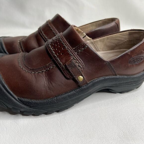 Keen | Brown Leather Slip-ons Size 6 - Picture 3 of 8